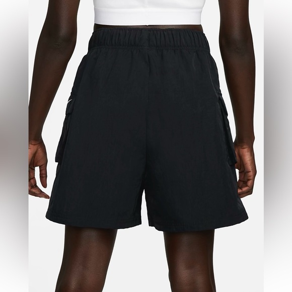Nike Sportswear Essential Women's Woven High-Rise Shorts Size M Black DM6247-010 - Picture 9 of 13
